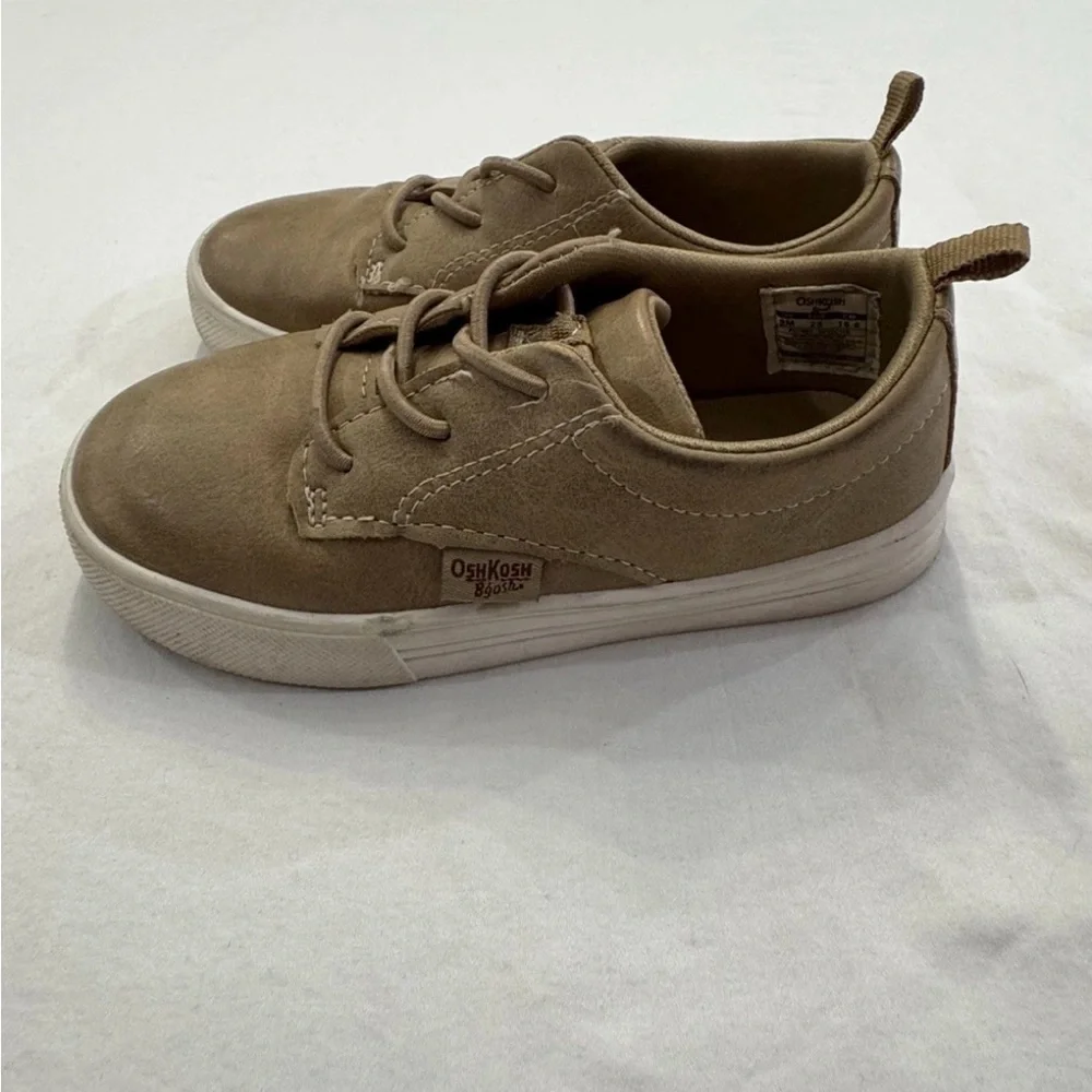 Oshkosh B'Gosh Putney Oxford Sneakers Tan Size 9 Toddler